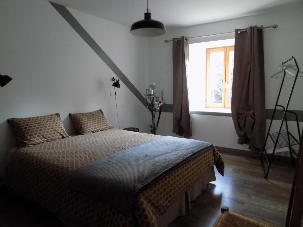 Au Vieux Four Bed & Breakfast Ambert Dış mekan fotoğraf